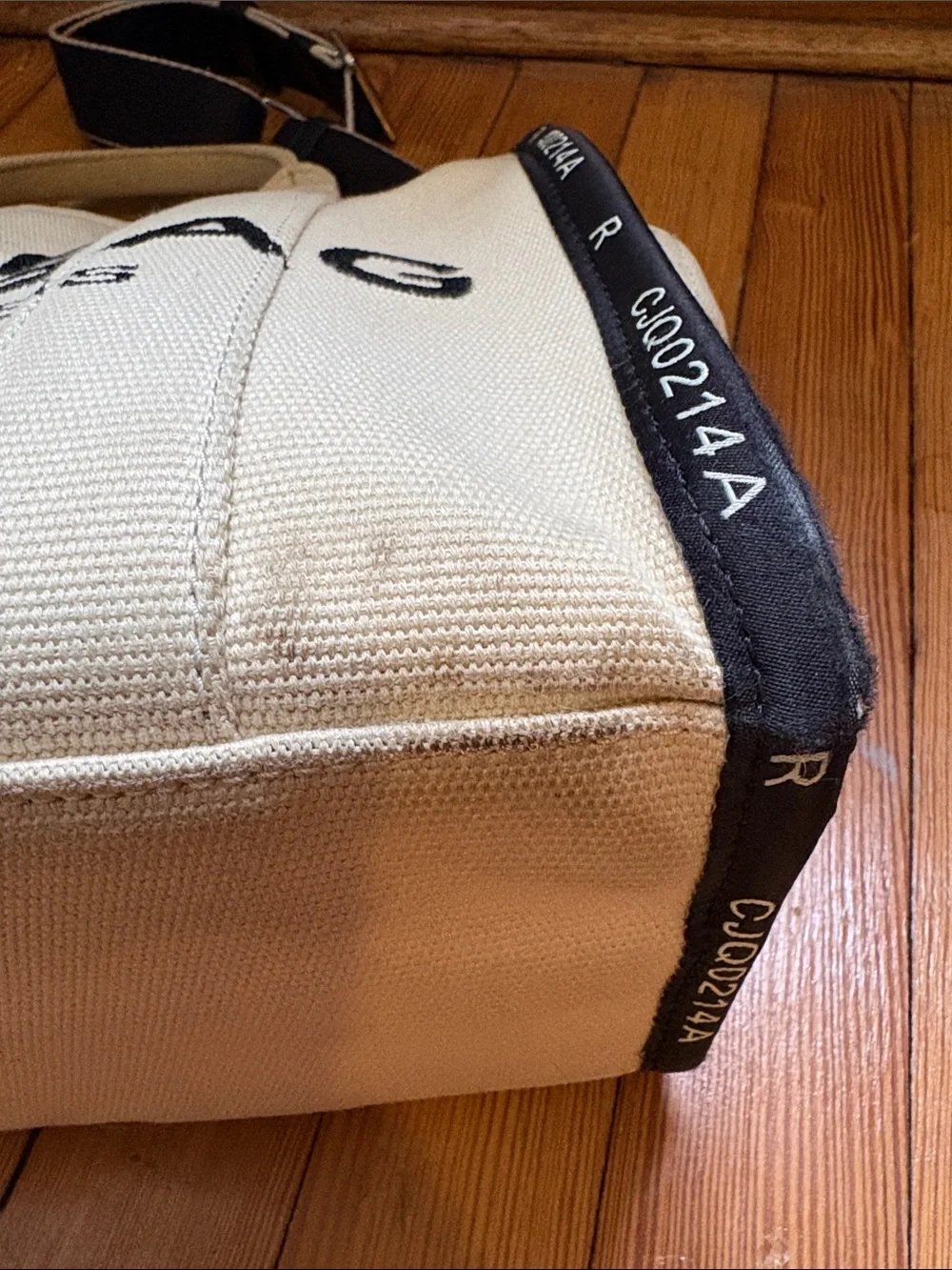 Marc Jacobs Canvas The Tote Bag in Cream and Black